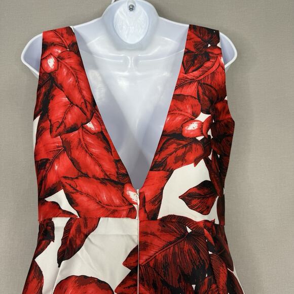 Chi Chi London Womens Dress UK 12 Red Piper Floral Open V Back Cocktail Romantic - Picture 10 of 11